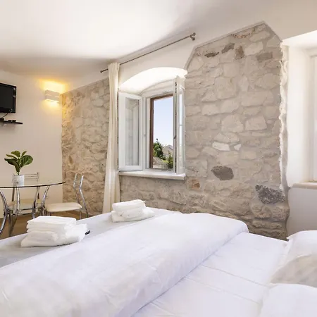 Апартаменты Lucica-2 By Interhome Трогир