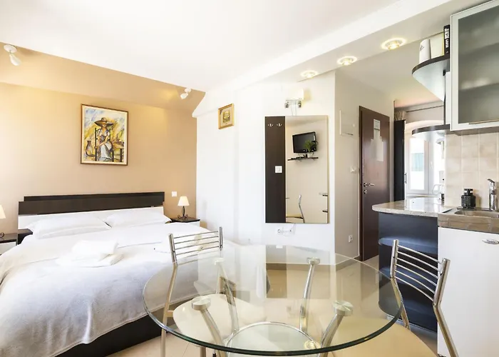 Lucica-2 By Interhome