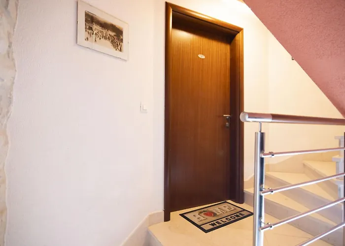 Appartamento Lucica-2 By Interhome Traù